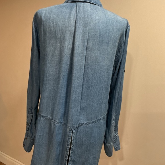 Chelsea and violet denim shirt - Picture 3 of 5